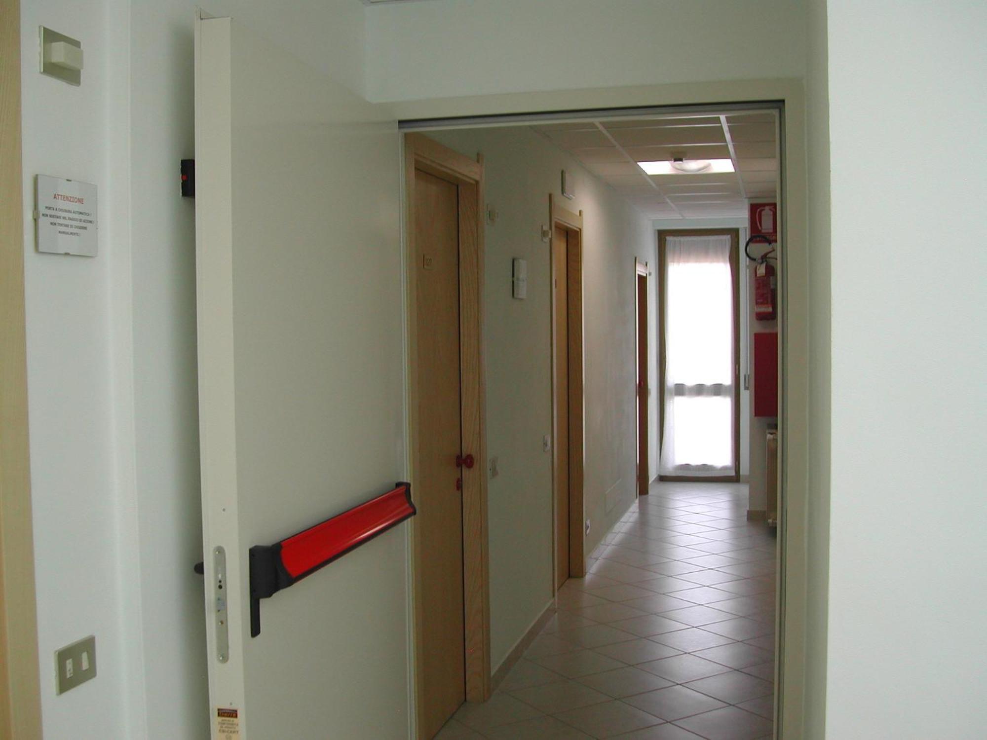 Santa Caterina Hotel & Bike キアンチャーノ・テルメ 部屋 写真