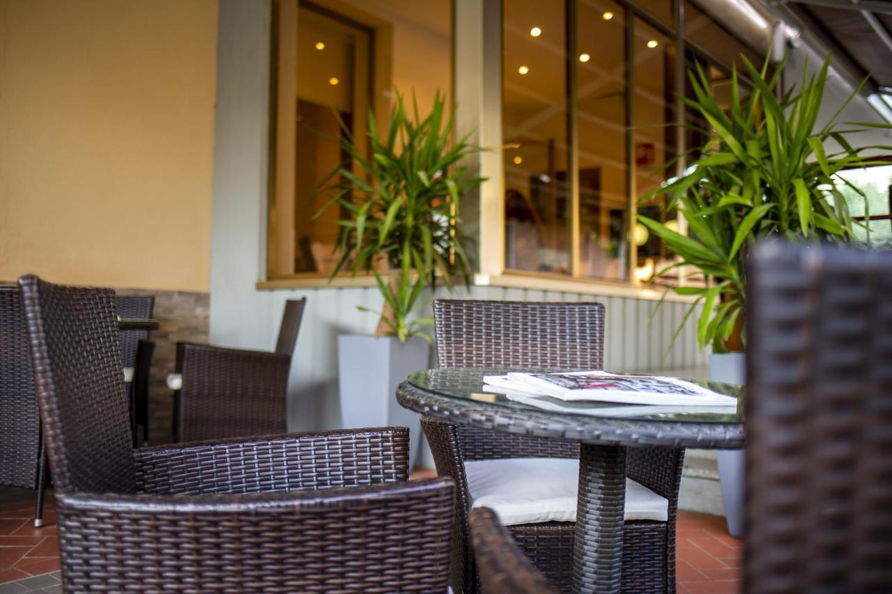 Santa Caterina Hotel & Bike キアンチャーノ・テルメ エクステリア 写真