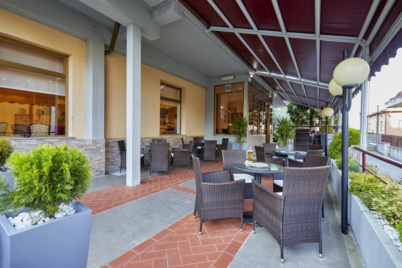 Santa Caterina Hotel & Bike キアンチャーノ・テルメ エクステリア 写真