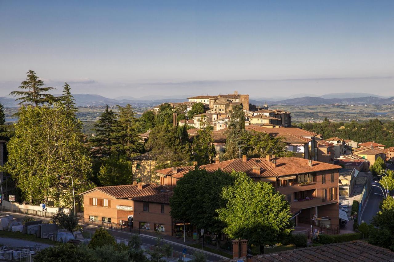 Santa Caterina Hotel & Bike キアンチャーノ・テルメ エクステリア 写真